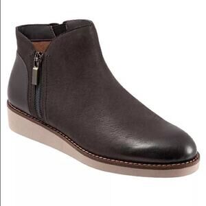 SoftWalk Wesley Ankle Boot Charcoal Nubuck 9M